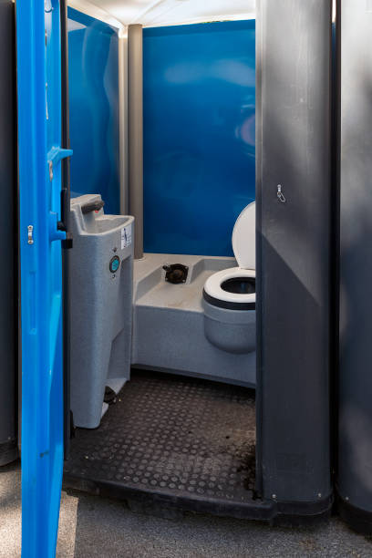 Professional porta potty rental in Fulton, TX